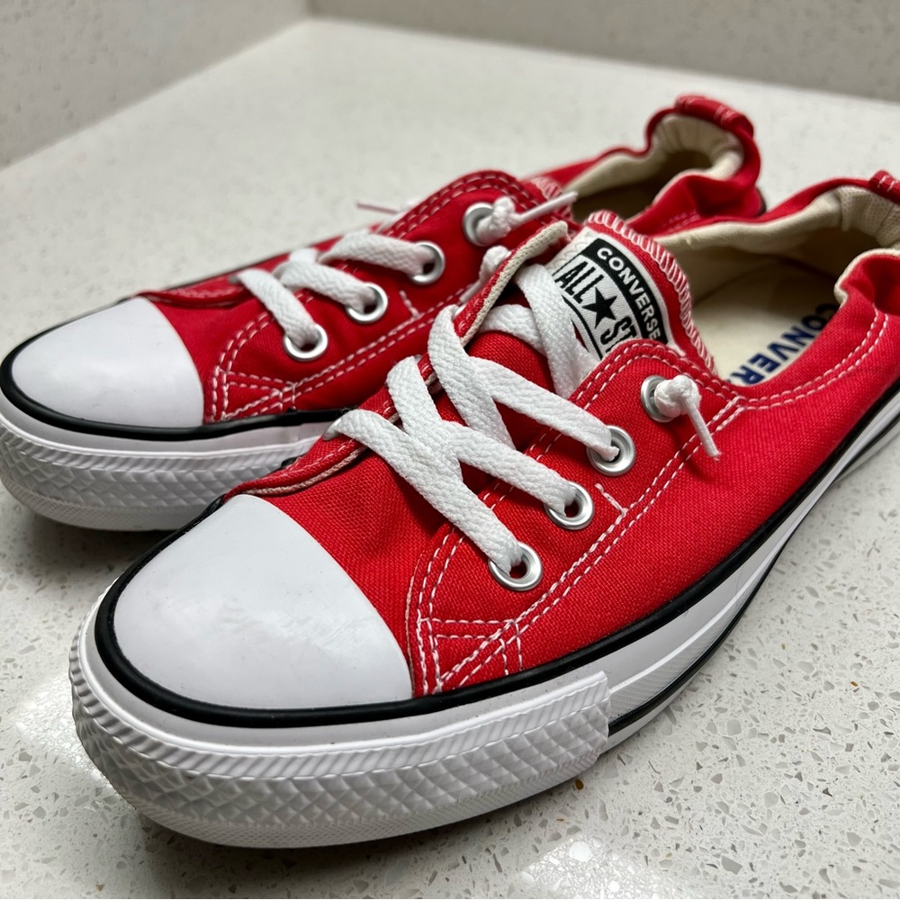 Converse Chuck Taylor Shoreline - Size 7.5 Red